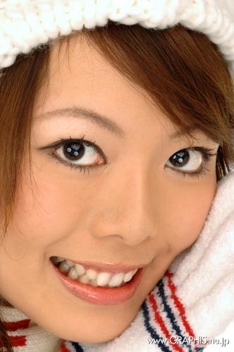 [Graphis] First Gravure 初脱ぎ娘 No040 Yuna Asai 浅井優奈